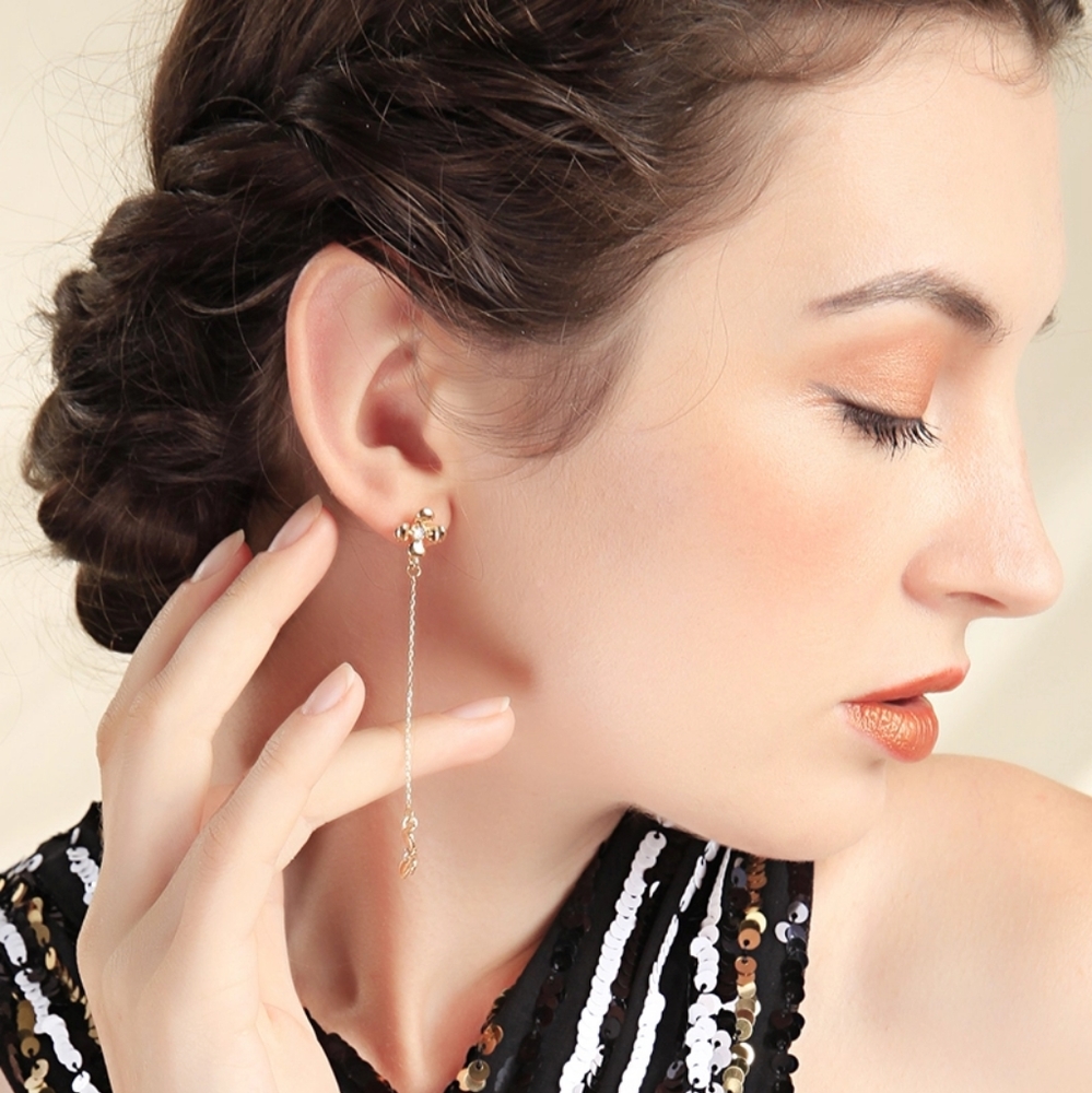 3/$24 Romantic Flower Asymmetric Crystal Earrings - Picture 5 of 10
